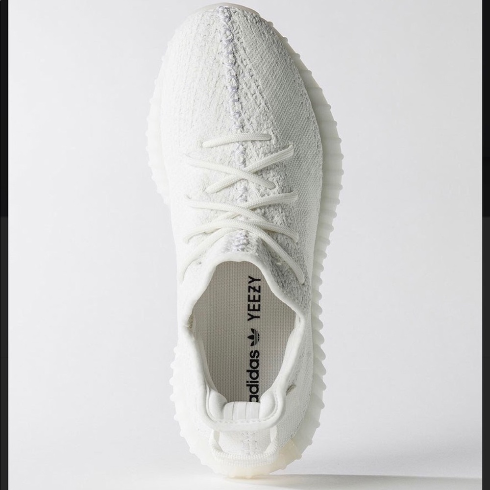 Brand New YEEZY BOOST 350 V2